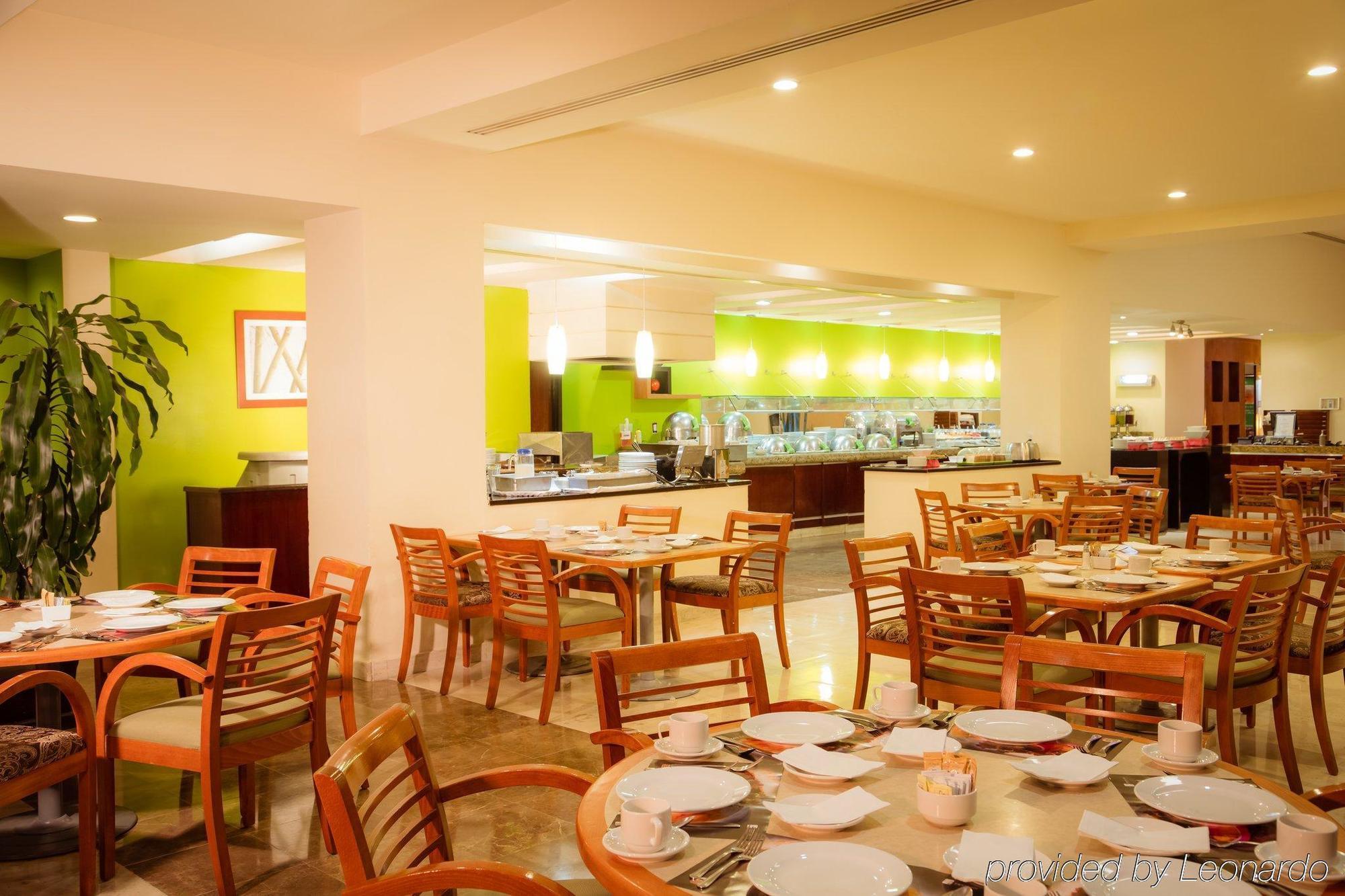 Fiesta Inn Tuxtla Gutierrez Ngoại thất bức ảnh